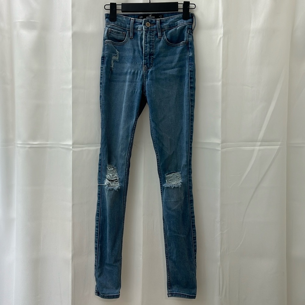 Hollister skinny jeans